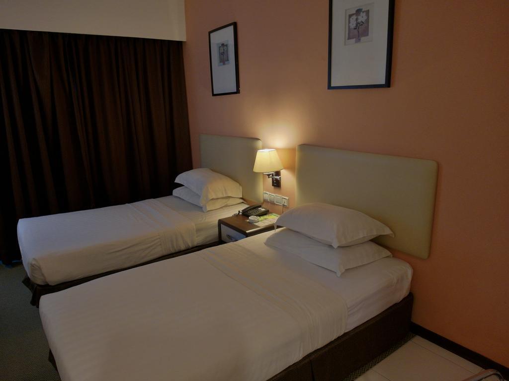 Ritz Garden Hotel Ipoh Ruang foto