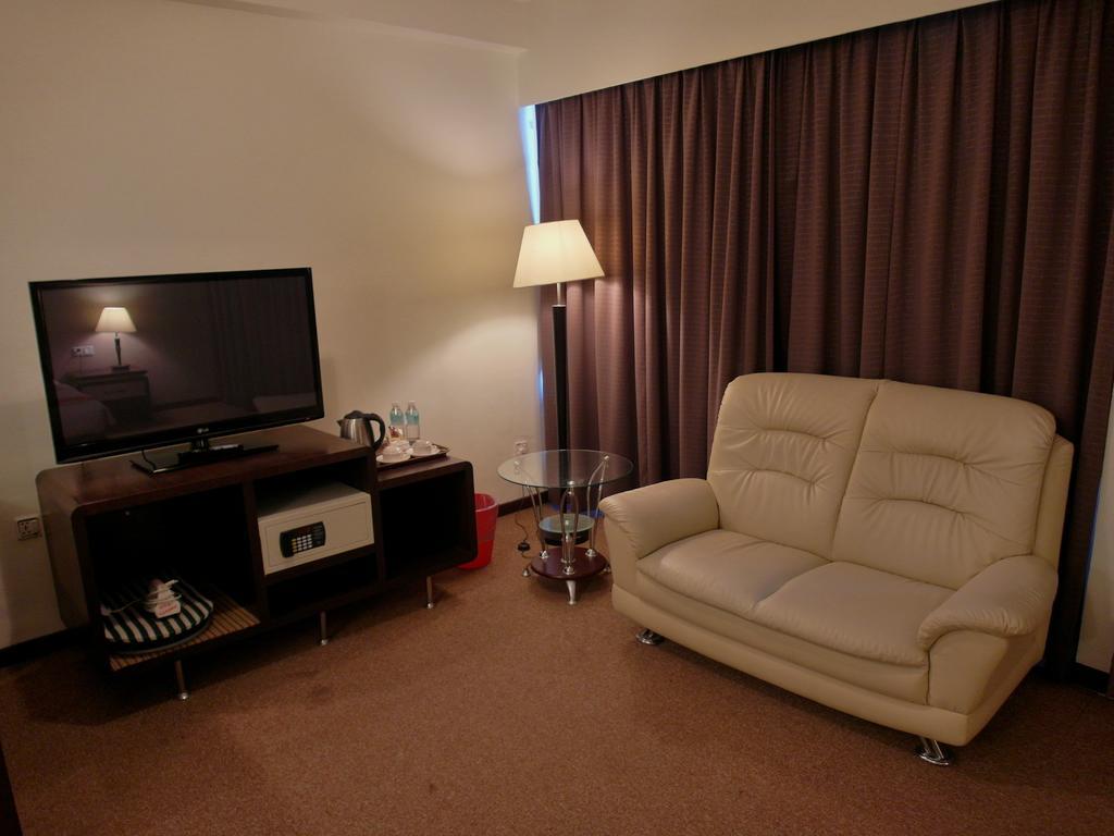 Ritz Garden Hotel Ipoh Ruang foto