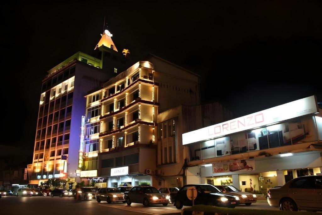 Ritz Garden Hotel Ipoh Bagian luar foto
