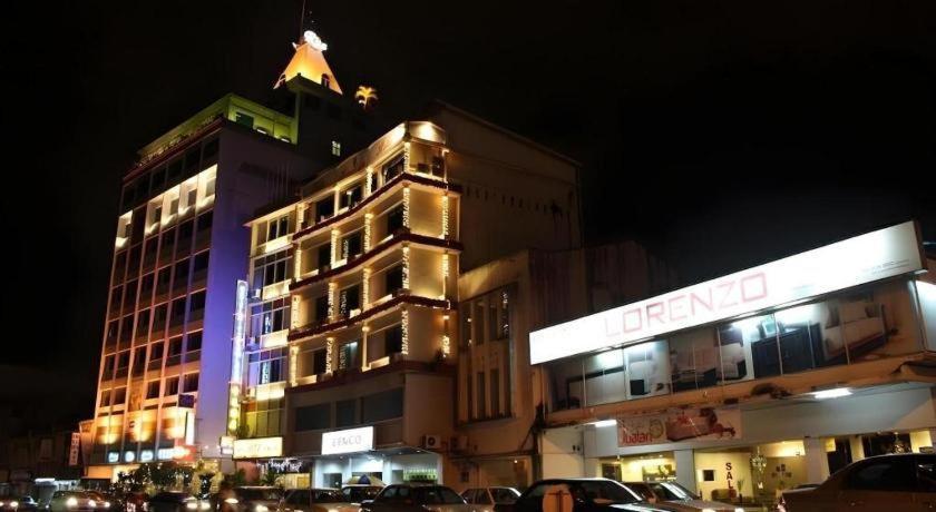 Ritz Garden Hotel Ipoh Bagian luar foto