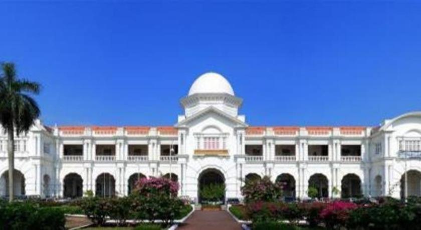 Ritz Garden Hotel Ipoh Bagian luar foto